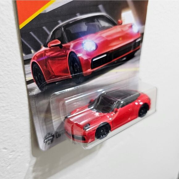 Matchbox Red Porsche 911 Targa - Picture 2 of 4